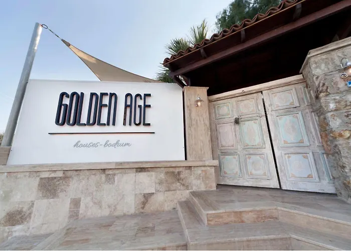 Golden Age Aparthotel *