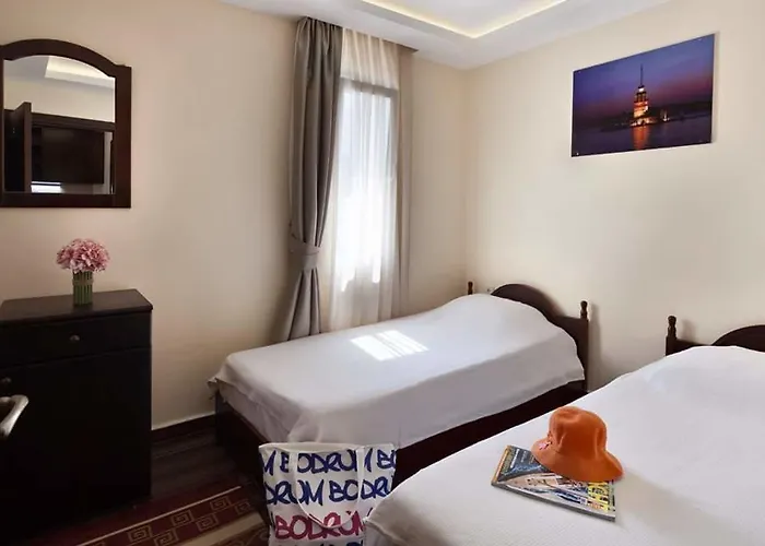 Golden Age Aparthotel