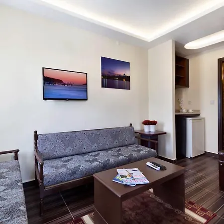 Apartahotel Golden Age